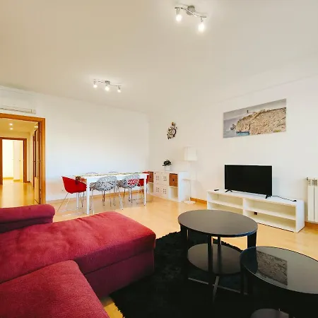 Sunny Expo, Free Parking *