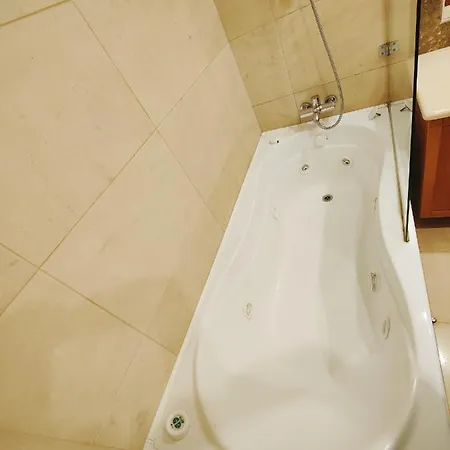 Sunny Expo, Free Parking * Lissabon