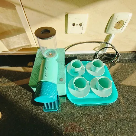 Sunny Expo, Free Parking Лісабон