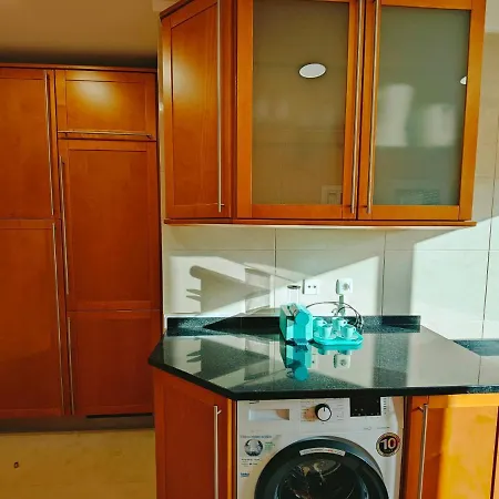 Sunny Expo, Free Parking Apartment *