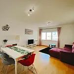 Sunny Expo, Free Parking Apartament